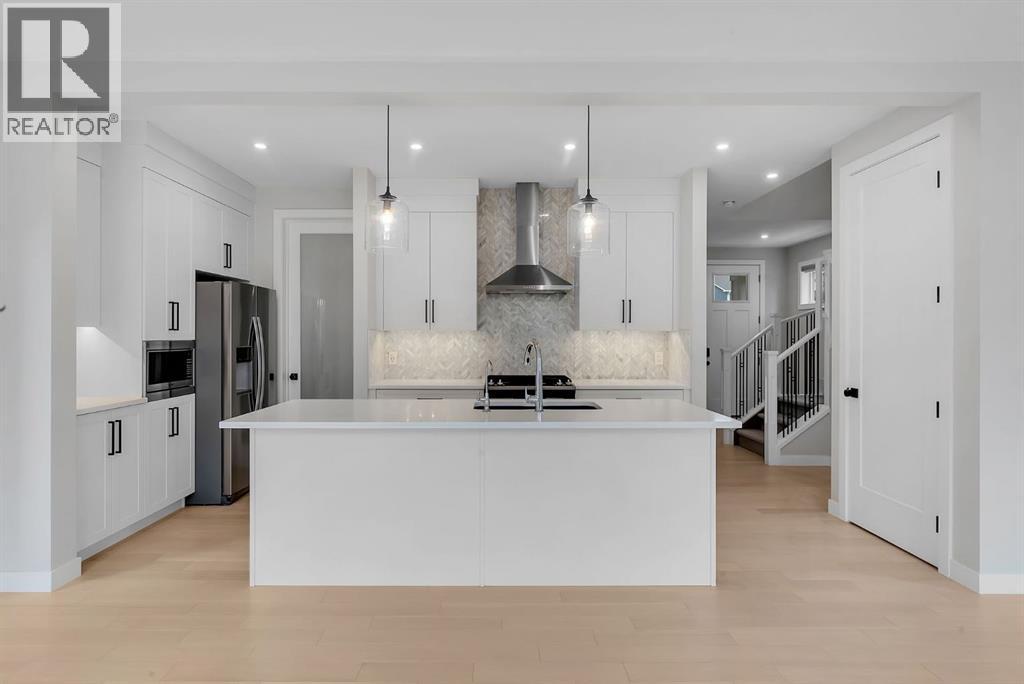 45 Carringsby Landing NW, Calgary, Alberta  T3P 1L9 - Photo 12 - A2330056