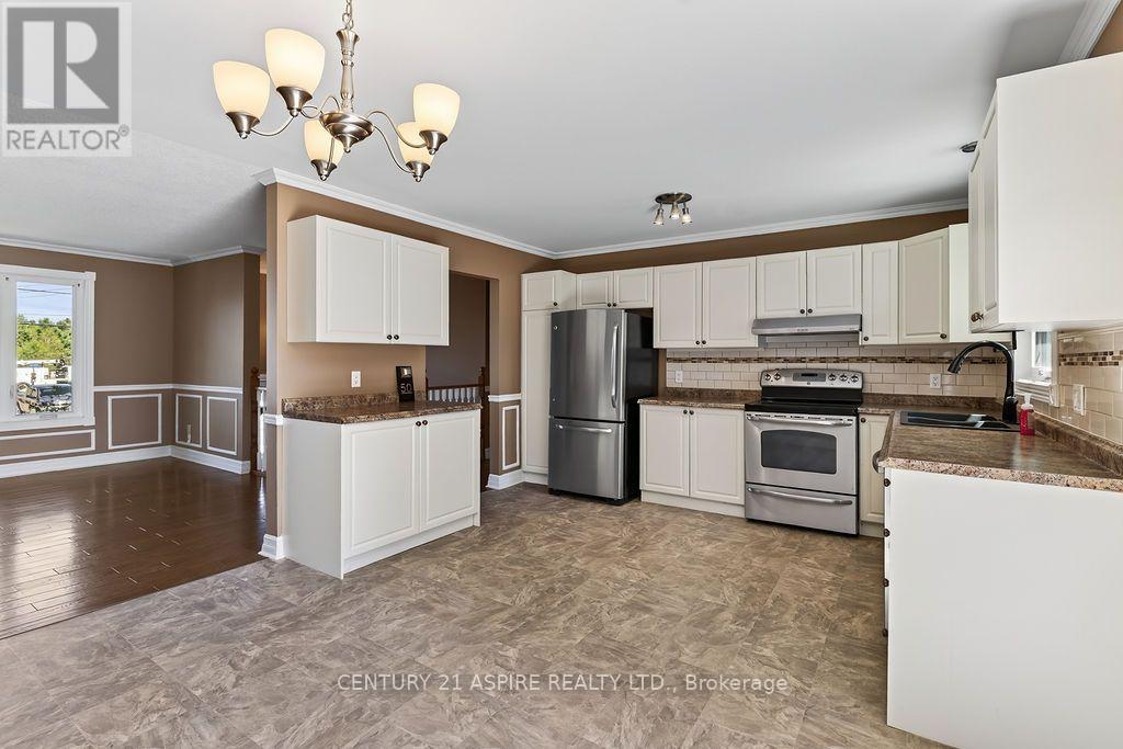50 Portage Road, Petawawa, Ontario  K8H 3M8 - Photo 21 - X13718460