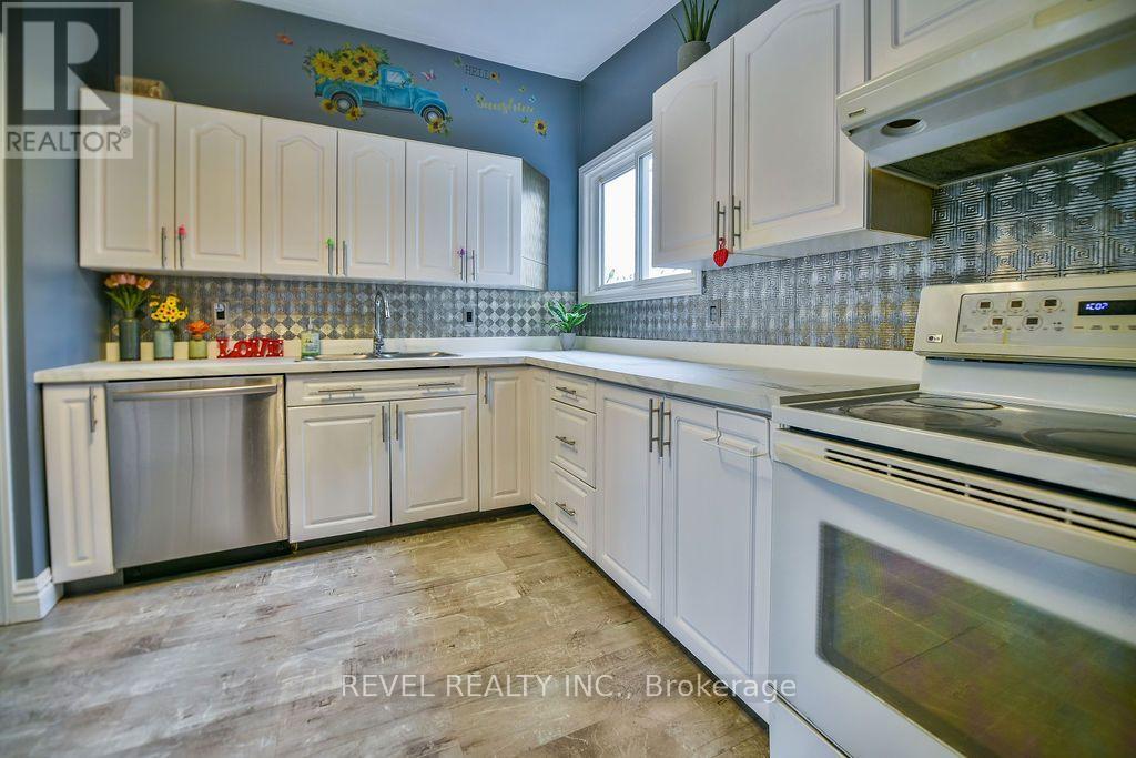 370 Morandin Avenue, Timmins, Ontario  P4N 7R4 - Photo 9 - T13718466