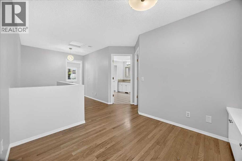 32 Patina Park SW, Calgary, Alberta T3H 3E1 - Photo 21 - A2340249