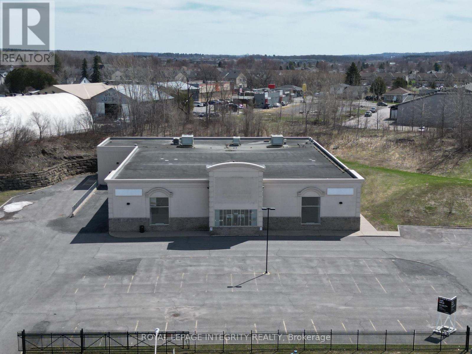 2747 Chamberland Street, Clarence-Rockland, Ontario  K4K 0B2 - Photo 2 - X13718480