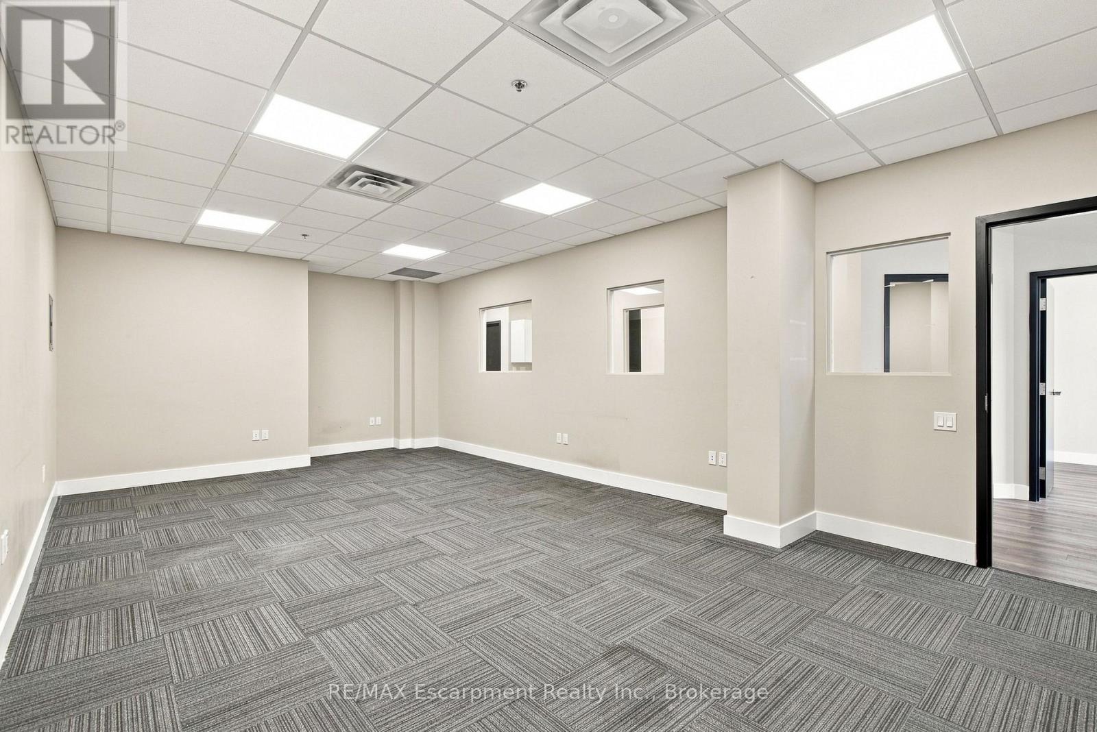 200 - 180 James Street S, Hamilton, Ontario  L8P 4V1 - Photo 14 - X13718486