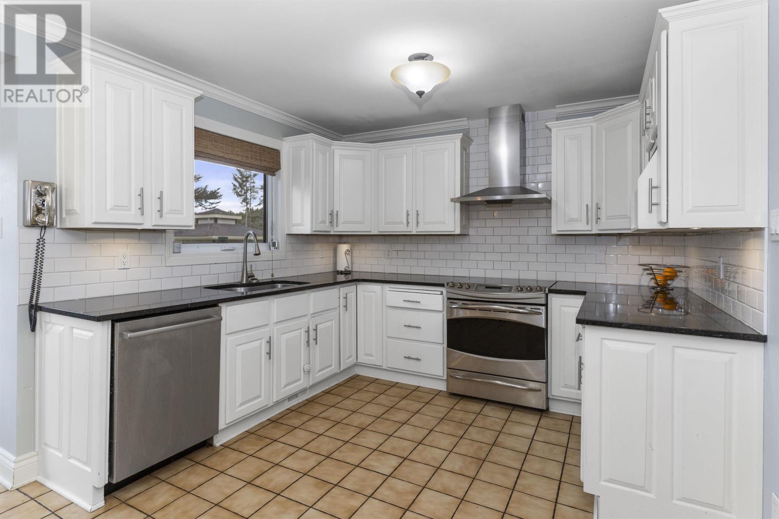 2190 25th Side Rd, Thunder Bay, Ontario  P7K 1G1 - Photo 3 - TB2602550