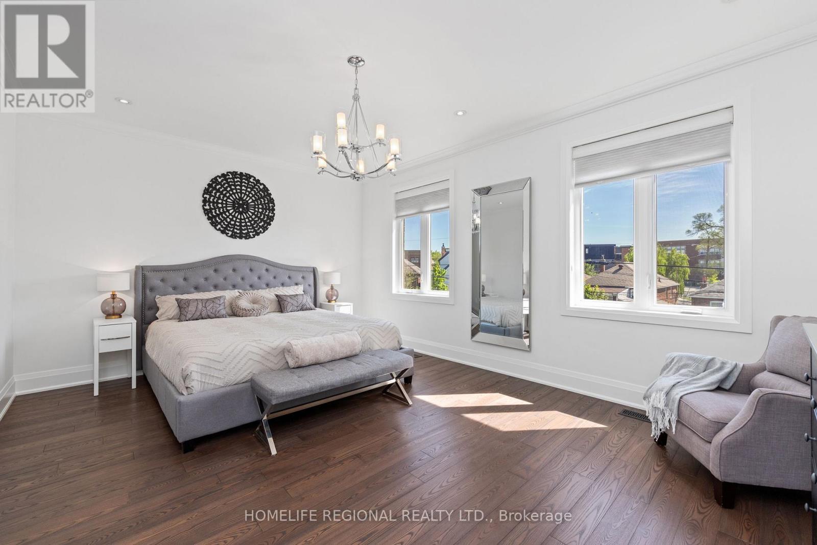 313 Robina Avenue, Toronto, Ontario  M6C 3Z2 - Photo 17 - C13718470