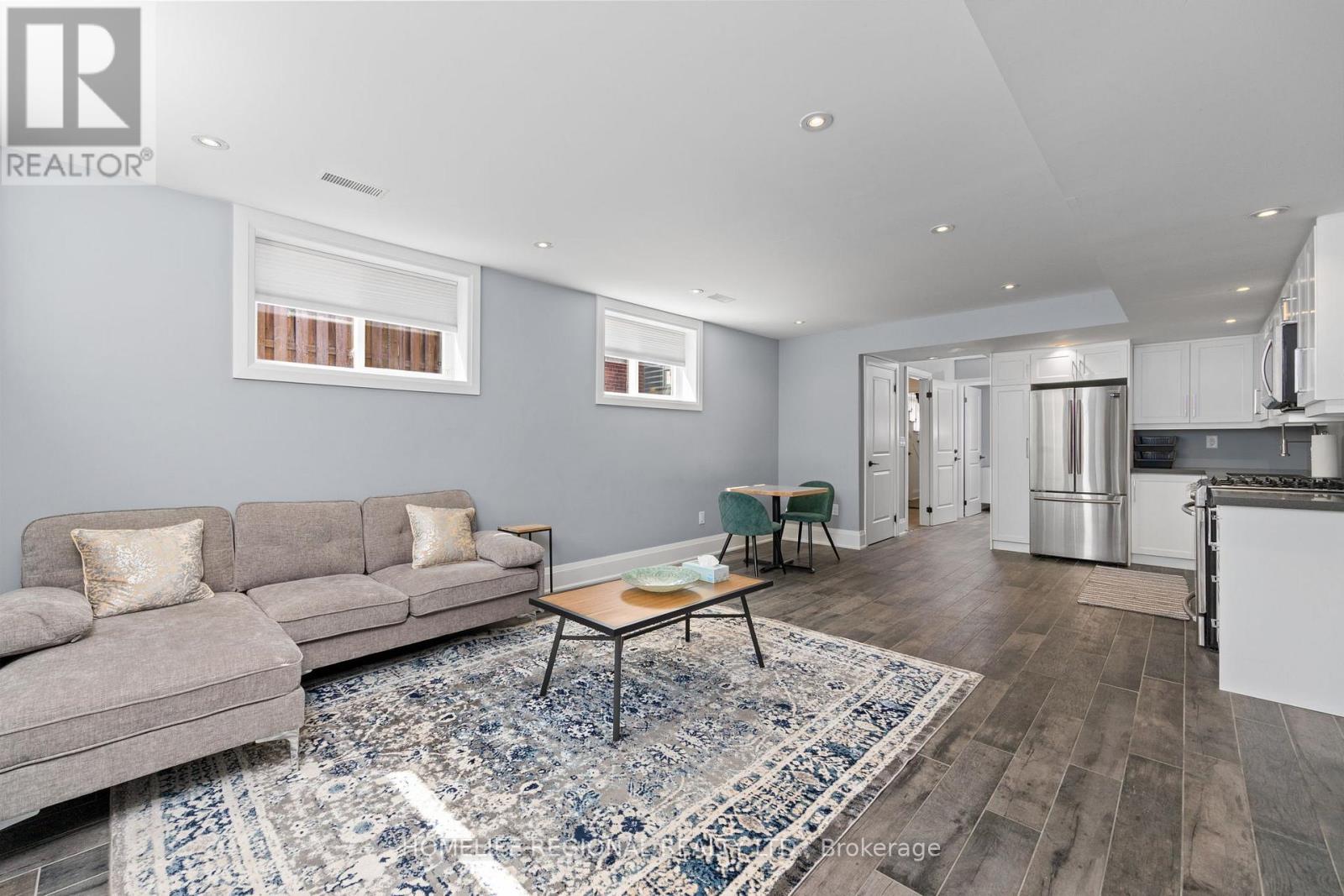 313 Robina Avenue, Toronto, Ontario  M6C 3Z2 - Photo 34 - C13718470