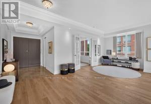 808 - 18 William Carson Crescent, Toronto, Ontario  M2P 2G6 - Photo 5 - C13718484