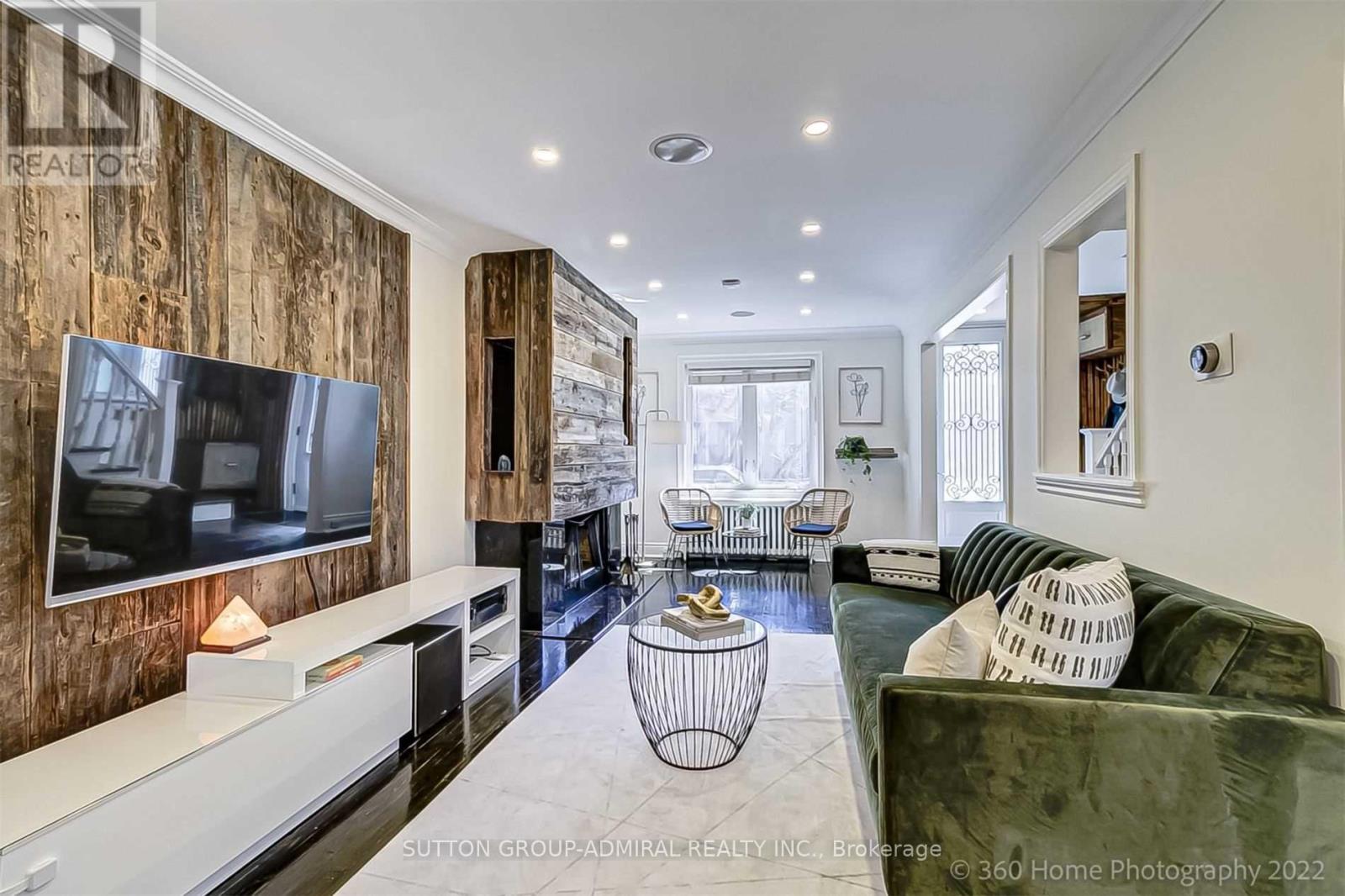 350 Roselawn Avenue, Toronto, Ontario  M4R 1G1 - Photo 12 - C13718580