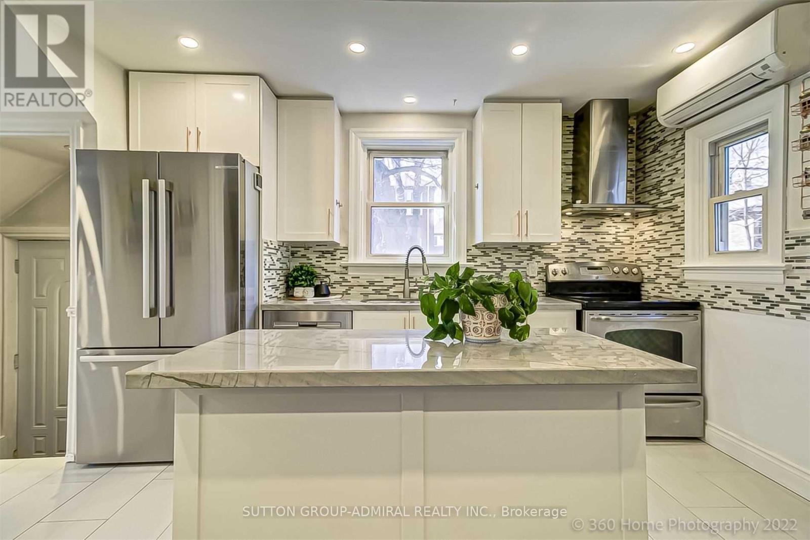 350 Roselawn Avenue, Toronto, Ontario  M4R 1G1 - Photo 14 - C13718580