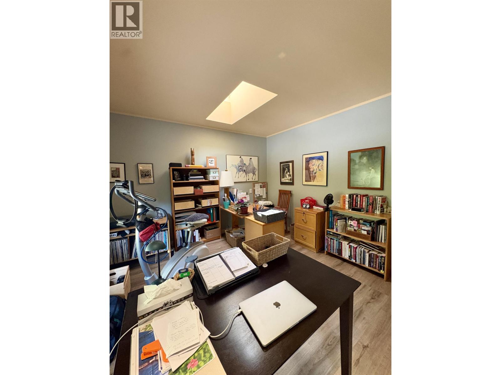 1549 Park Avenue, Roberts Creek, British Columbia  V0N 2W2 - Photo 24 - R3159360