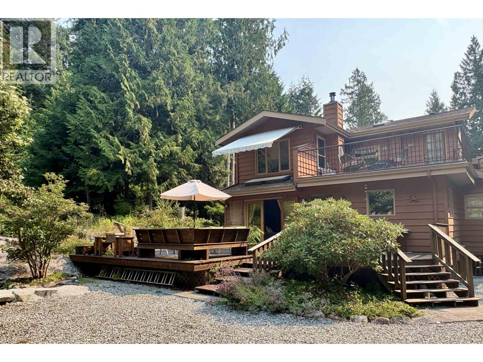 1549 Park Avenue, Roberts Creek, British Columbia  V0N 2W2 - Photo 31 - R3159360