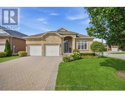 2 SUGGS LANE, Whitchurch-Stouffville, Ontario