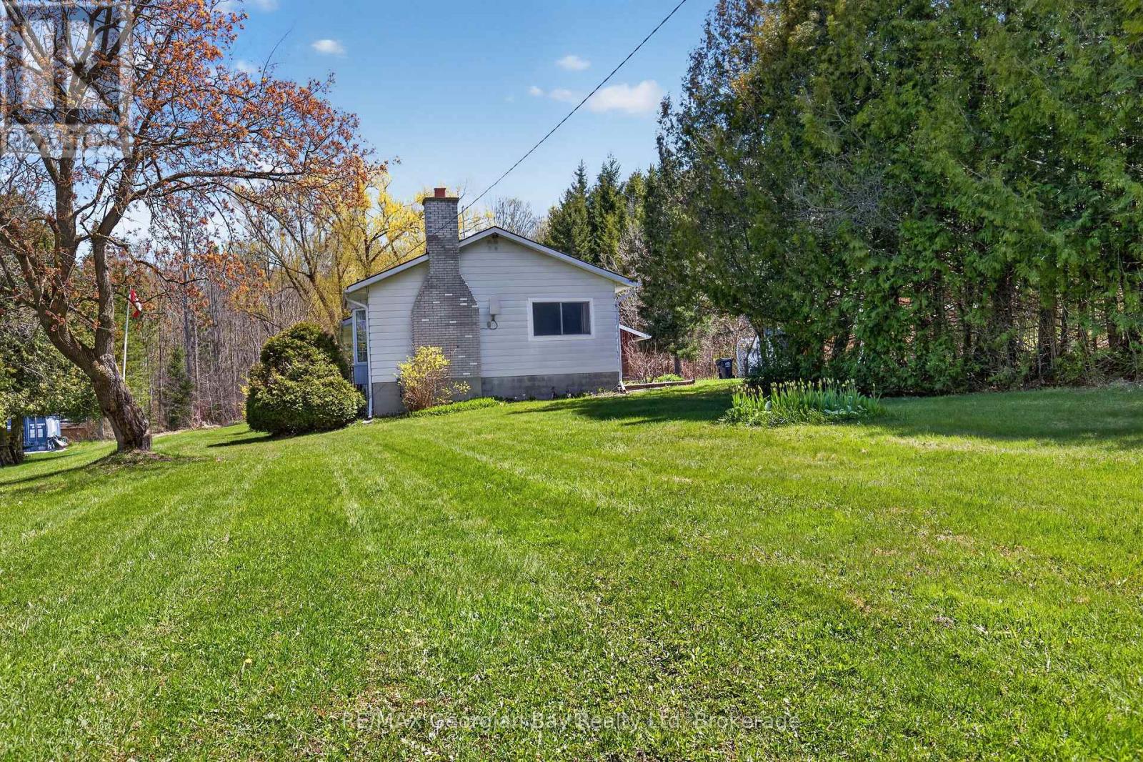 2407 Rumney Road, Tay, Ontario  L4R 4K3 - Photo 2 - S13718510