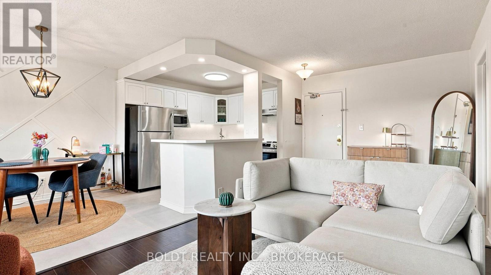 307 - 264 Oakdale Avenue, St. Catharines, Ontario  L2P 2K4 - Photo 6 - X13695392
