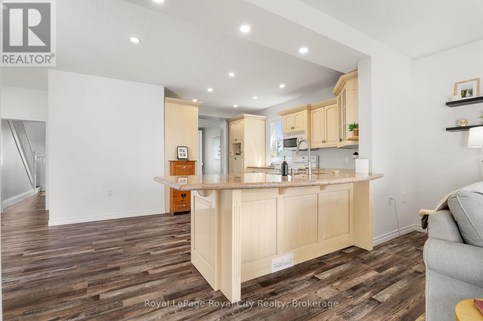 9116 Highway 6, Wellington North, Ontario  N0G 2E0 - Photo 15 - X13718506