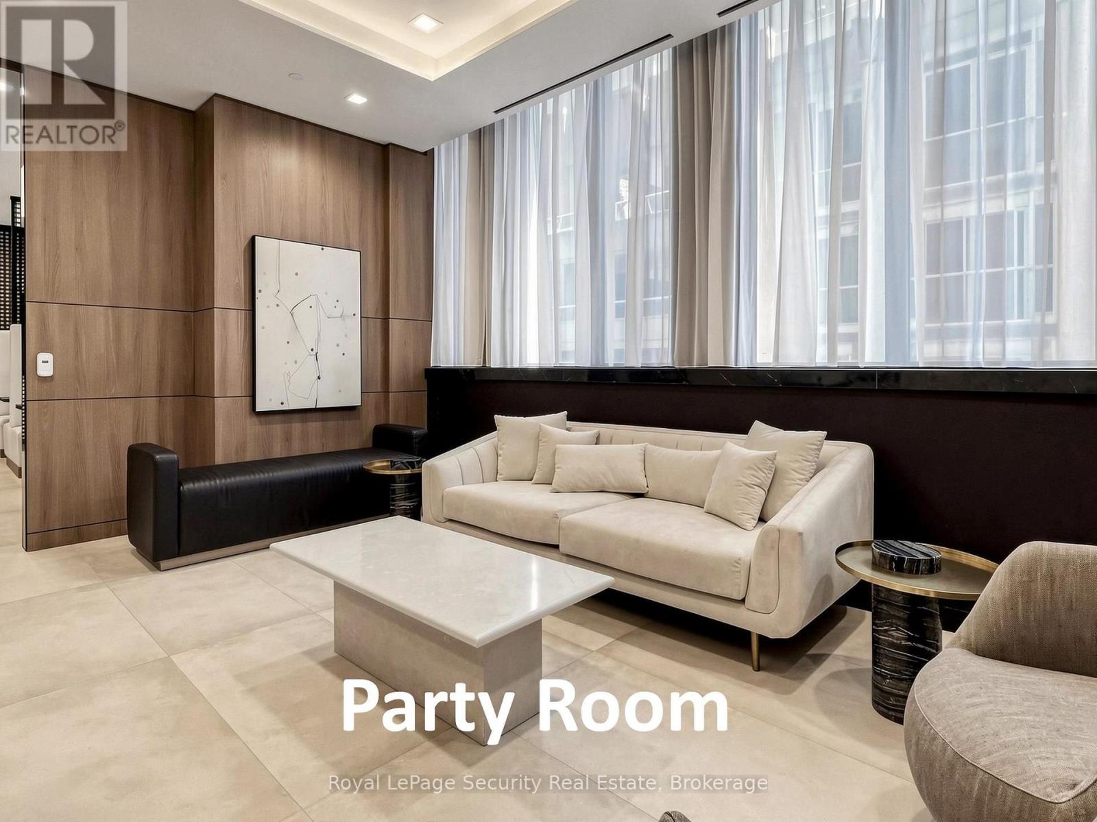 4502 - 55 Mercer Street, Toronto, Ontario  M5V 0W4 - Photo 44 - C13714096