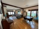 1912 Abbott Street, Kelowna, BC V1Y 1B7