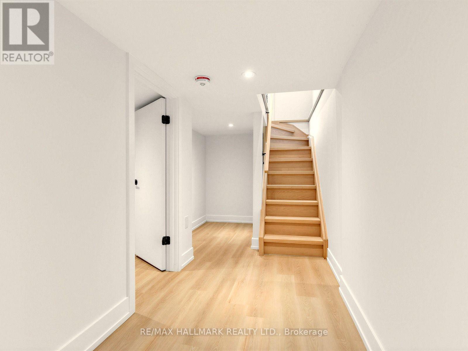 227 Donlands Avenue, Toronto, Ontario  M4J 3P9 - Photo 31 - E13712680