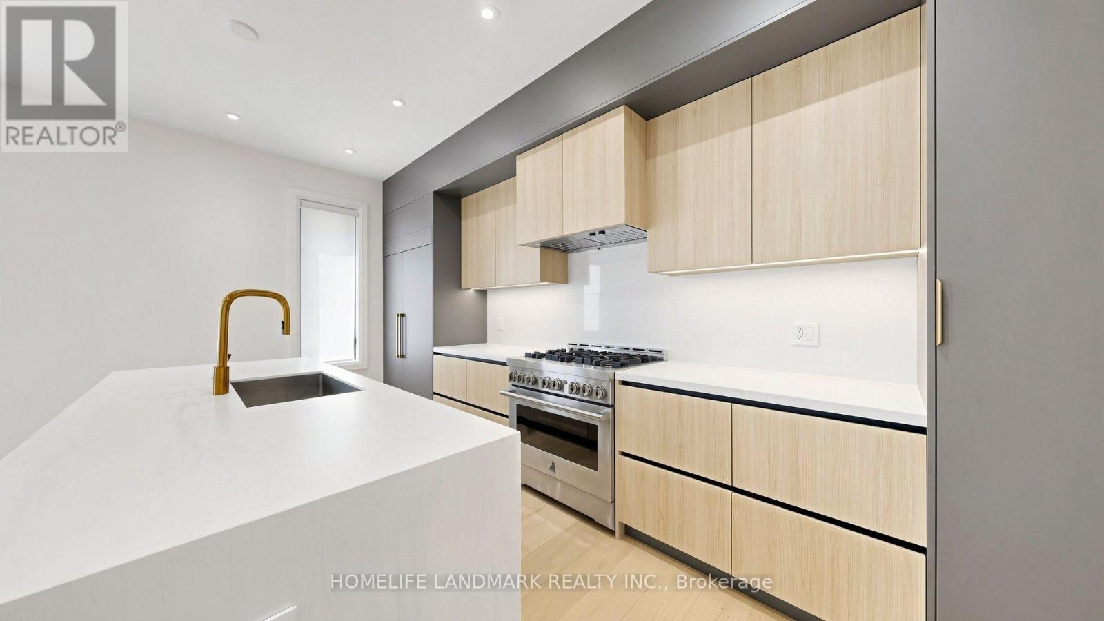 Unit D - 750 Glengrove Avenue W, Toronto, Ontario  M6B 2J6 - Photo 13 - W13718534