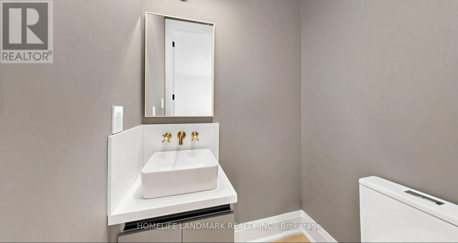 Unit D - 750 Glengrove Avenue W, Toronto, Ontario  M6B 2J6 - Photo 16 - W13718534