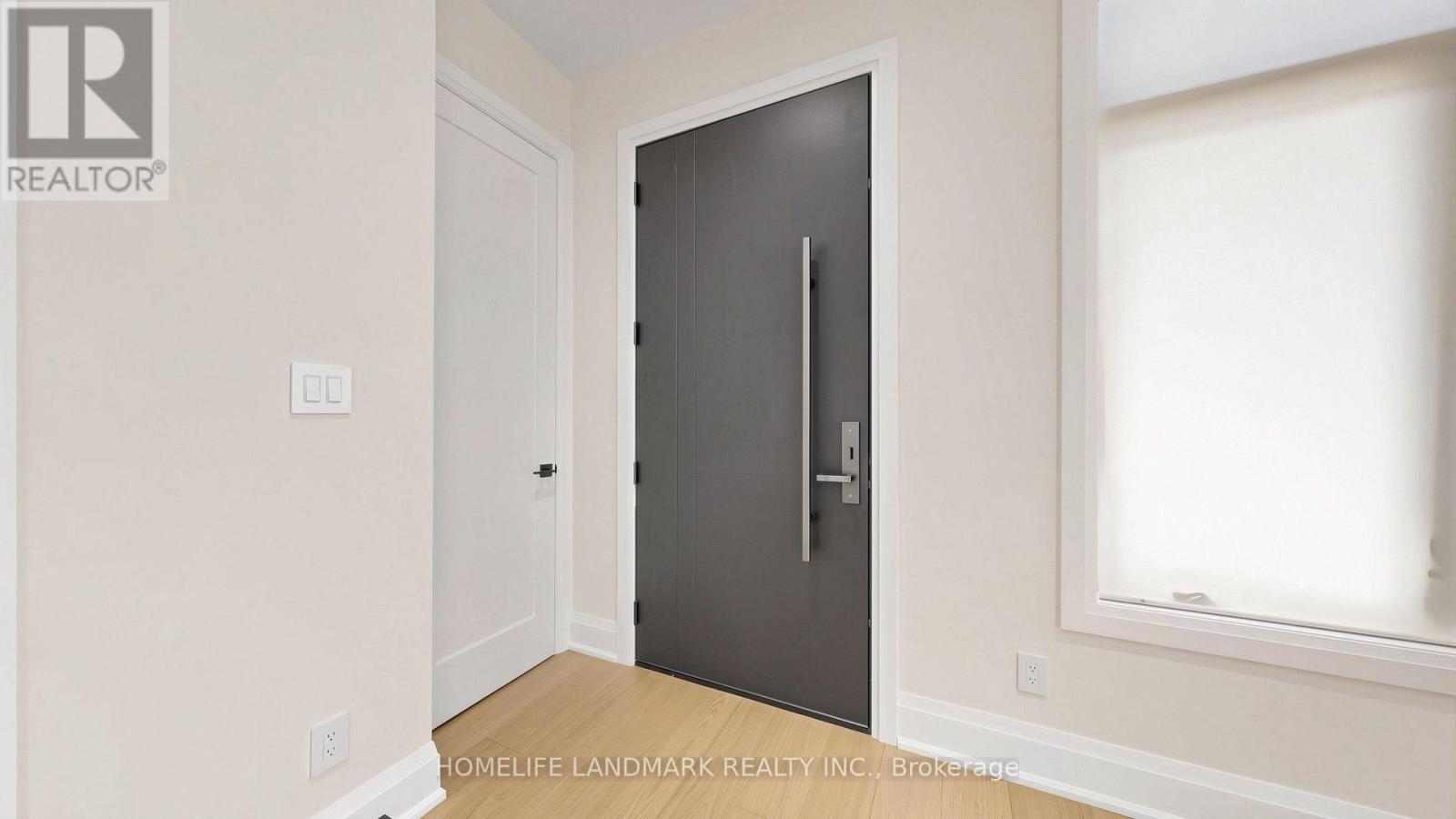 Unit D - 750 Glengrove Avenue W, Toronto, Ontario  M6B 2J6 - Photo 17 - W13718534