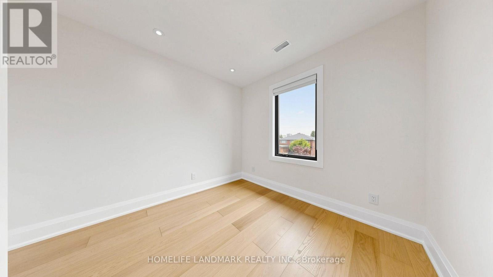 Unit D - 750 Glengrove Avenue W, Toronto, Ontario  M6B 2J6 - Photo 26 - W13718534