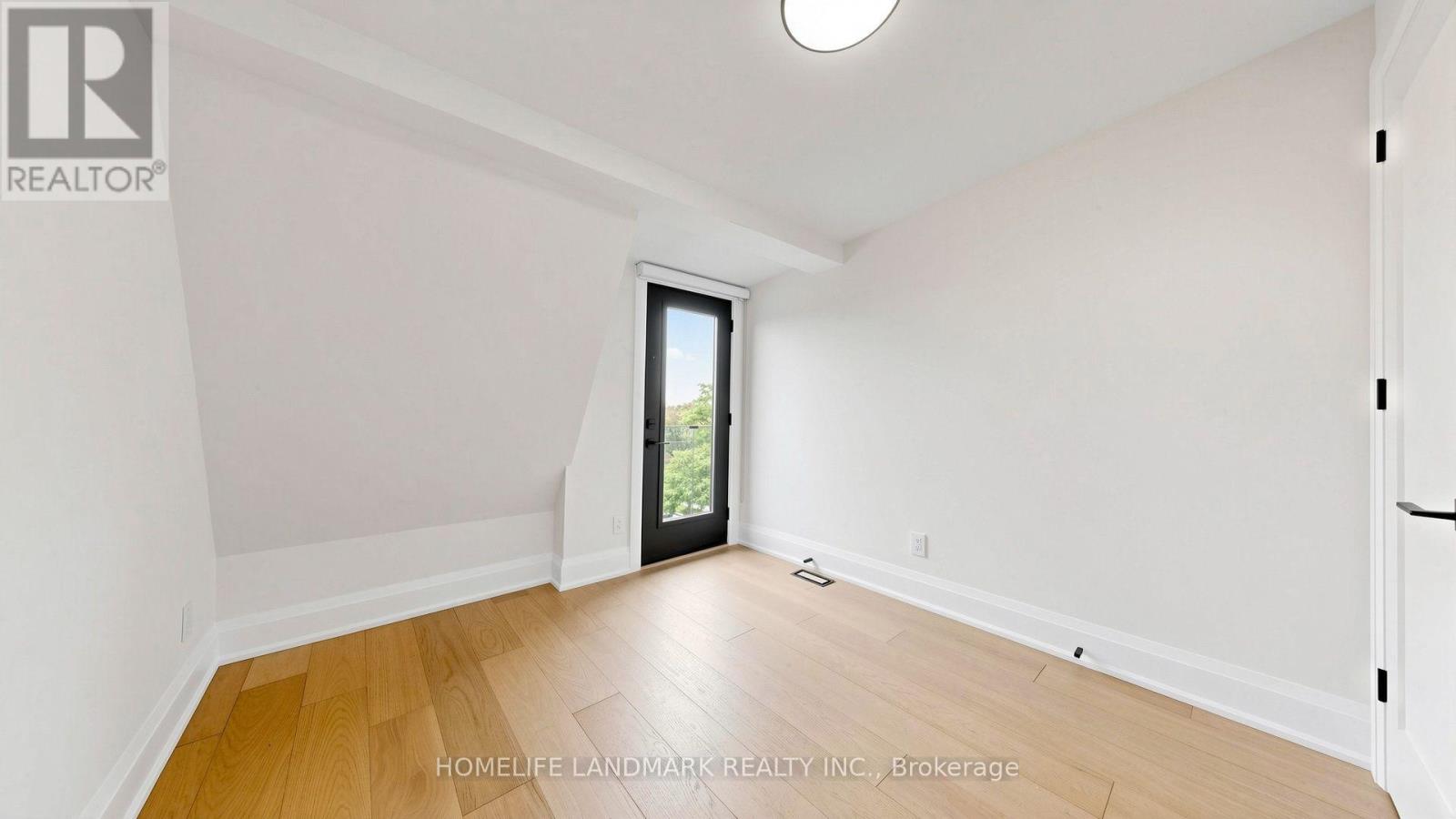 Unit D - 750 Glengrove Avenue W, Toronto, Ontario  M6B 2J6 - Photo 38 - W13718534