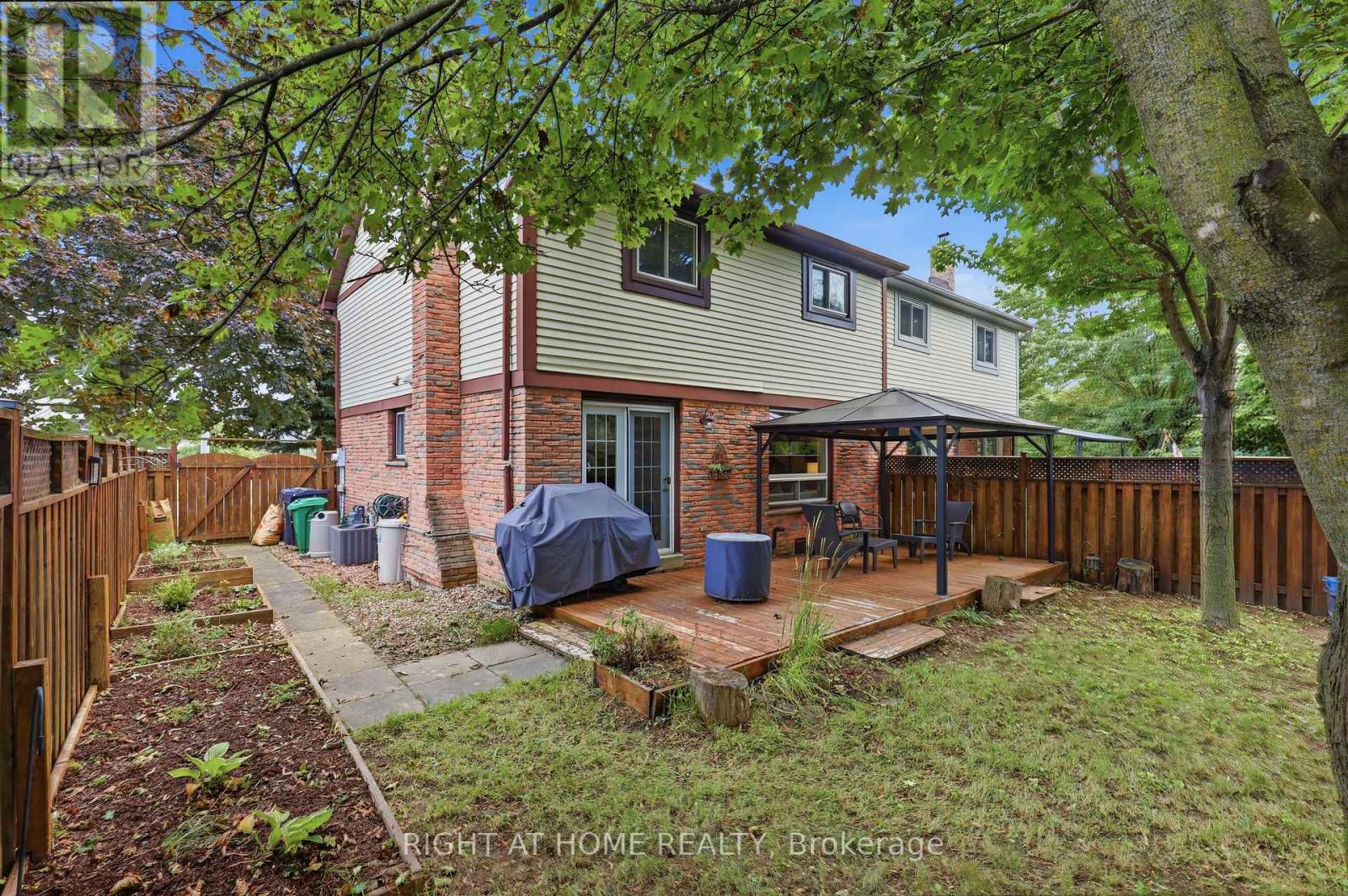 16 Kindle Court, Brampton, Ontario L6Z 1B2 - Photo 27 - W13718554