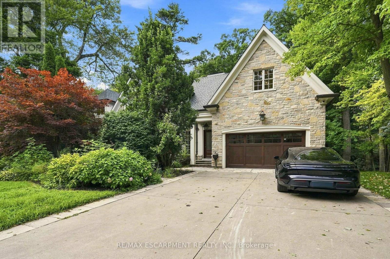 2025 Heartwood Court — photo 2