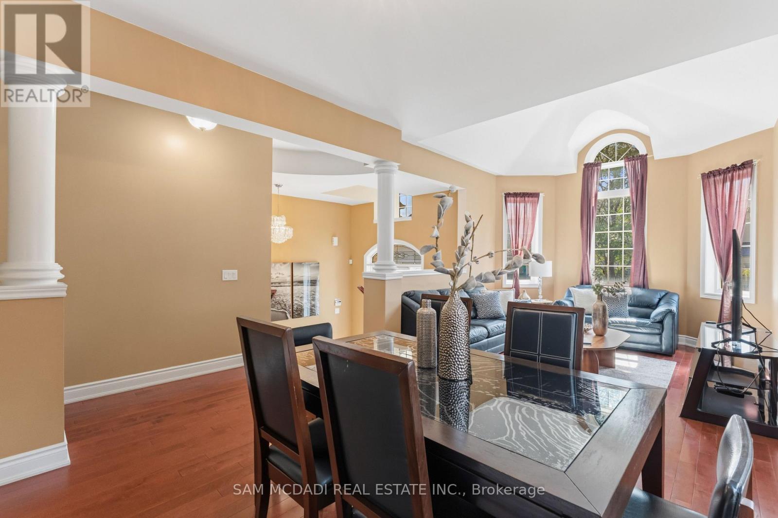 15 Eaglesprings Crescent, Brampton, Ontario  L6P 2V8 - Photo 10 - W13718574