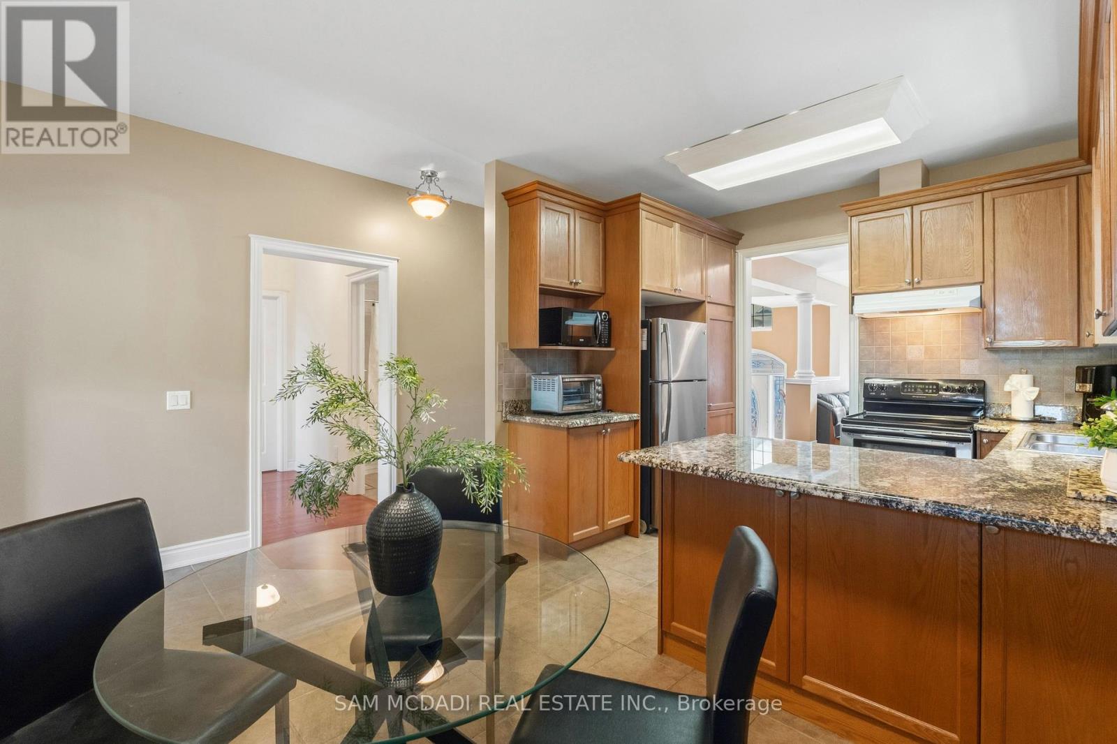 15 Eaglesprings Crescent, Brampton, Ontario  L6P 2V8 - Photo 13 - W13718574