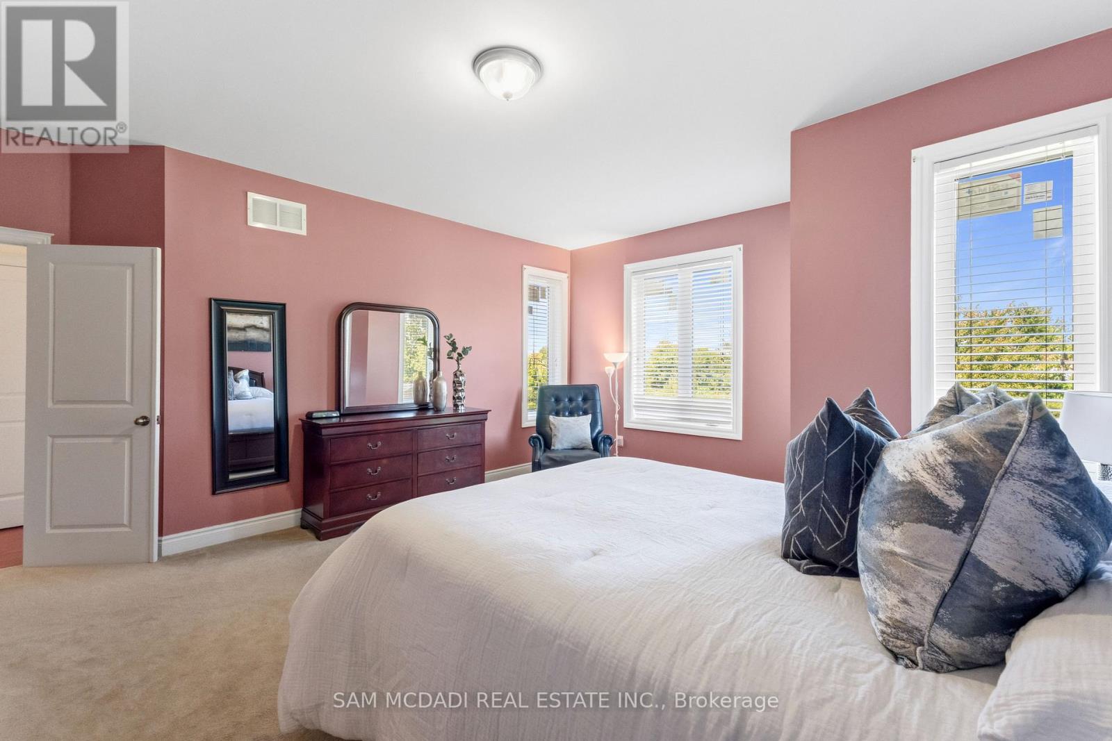 15 Eaglesprings Crescent, Brampton, Ontario  L6P 2V8 - Photo 16 - W13718574