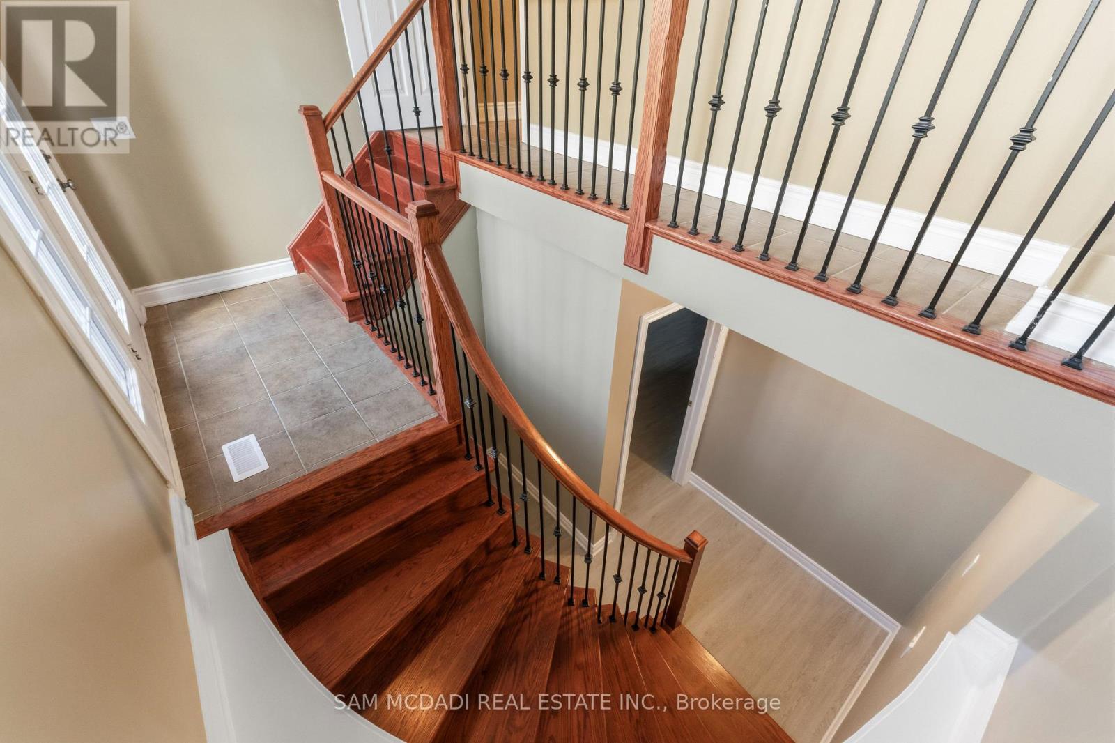 15 Eaglesprings Crescent, Brampton, Ontario  L6P 2V8 - Photo 27 - W13718574