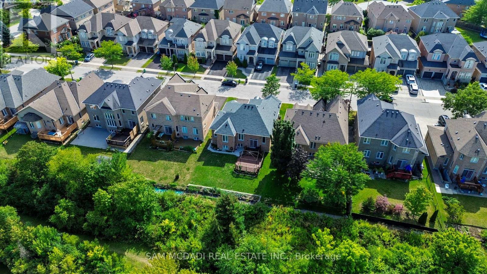 15 Eaglesprings Crescent, Brampton, Ontario  L6P 2V8 - Photo 47 - W13718574