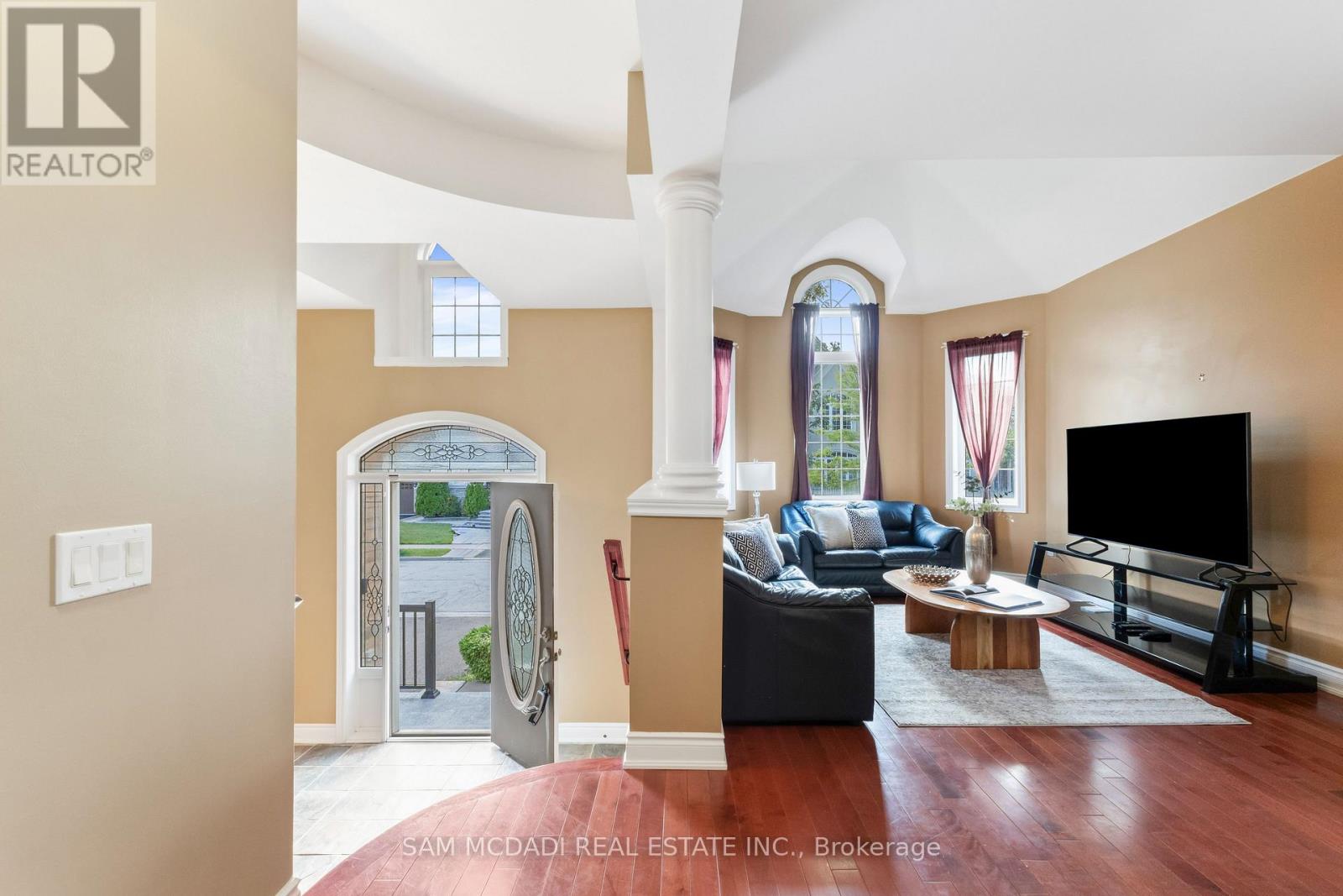 15 Eaglesprings Crescent, Brampton, Ontario  L6P 2V8 - Photo 6 - W13718574