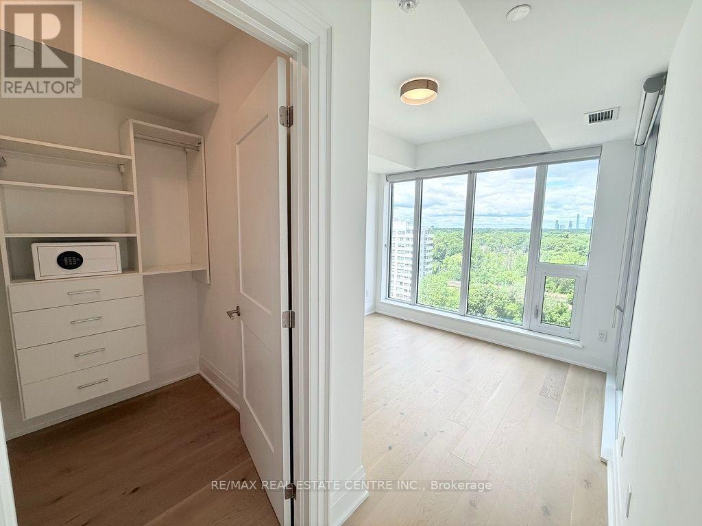 1507 - 21 Park Street E, Mississauga, Ontario  L5G 0C2 - Photo 18 - W13718584