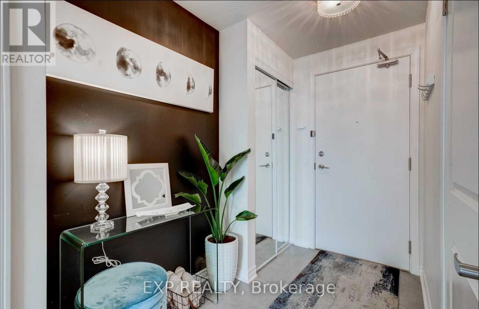 419 - 2522 Keele Street, Toronto, Ontario  M6L 0A2 - Photo 3 - W13718596