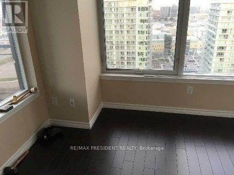 2102 - 385 Prince Of Wales Drive — photo 3