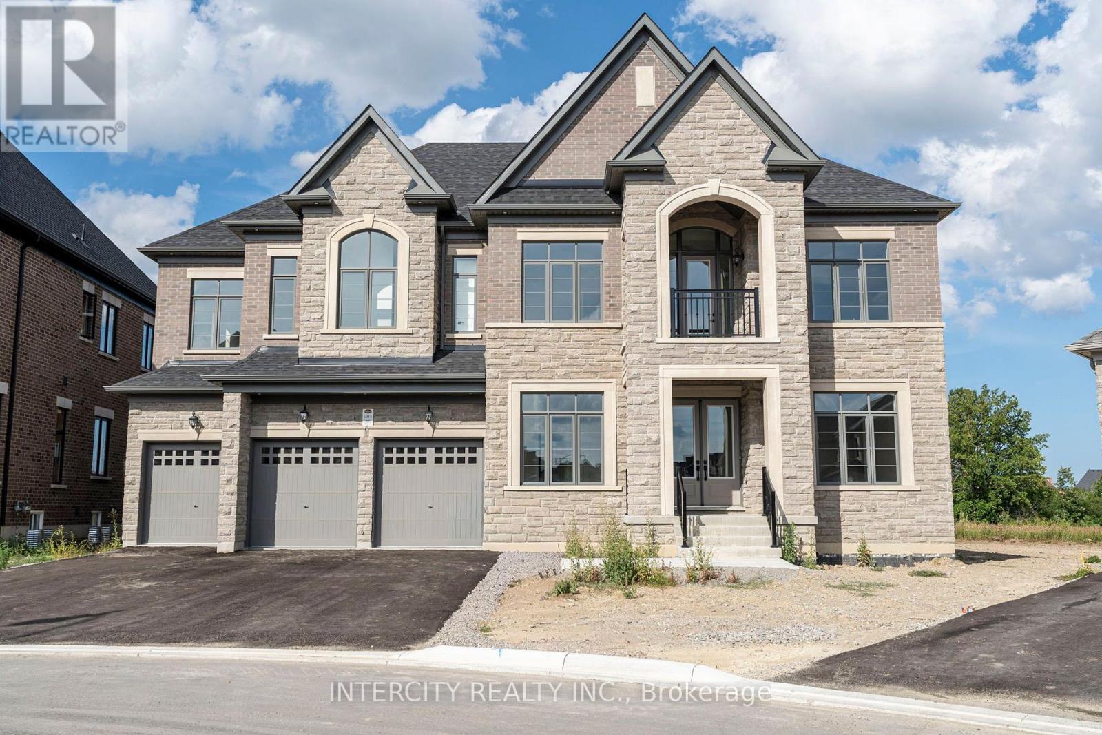 20 Gold Bottom Crescent — photo 3