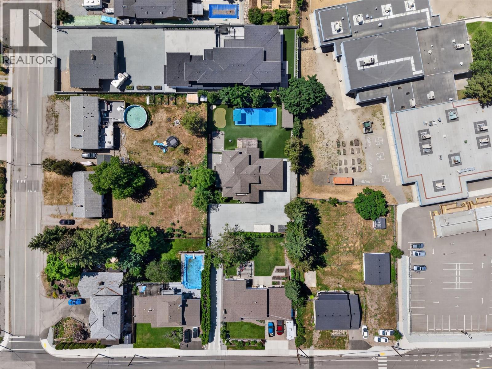 4588 Raymer Road, Kelowna, British Columbia  V1W 1H9 - Photo 81 - 10395957
