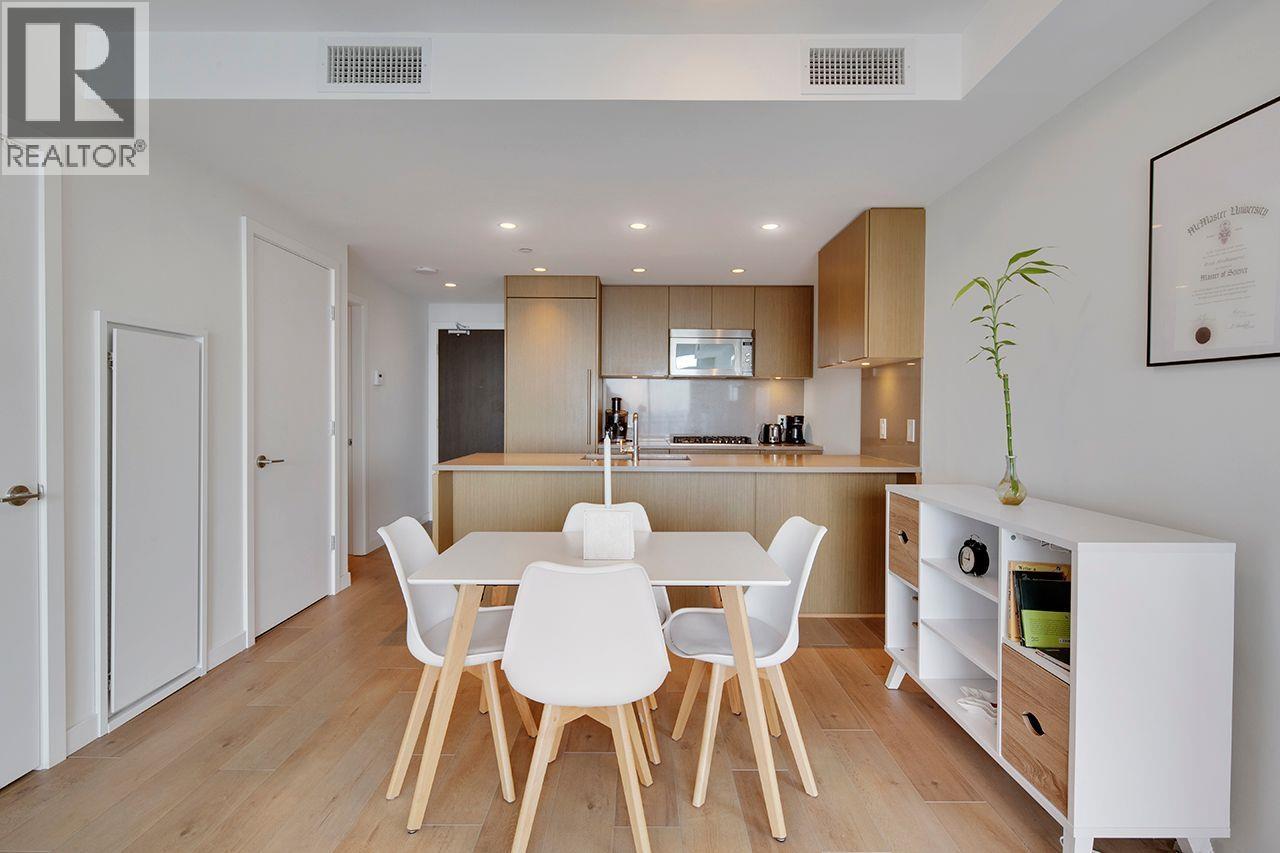 1403 125 E 14th Street, North Vancouver, British Columbia  V7L 0E6 - Photo 3 - R3158461