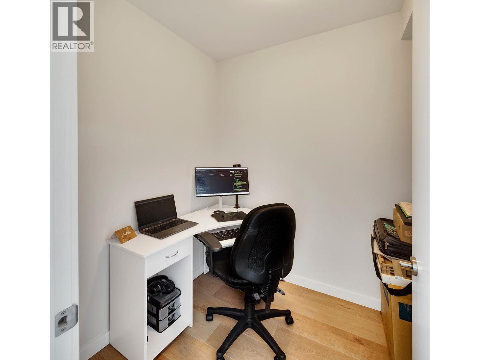 1403 125 E 14th Street, North Vancouver, British Columbia  V7L 0E6 - Photo 8 - R3158461
