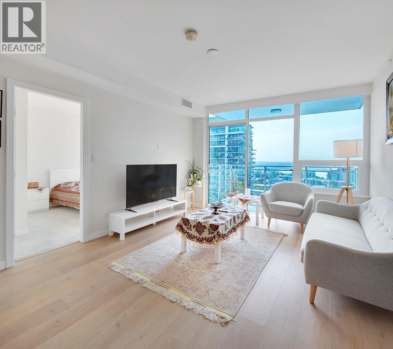 1403 125 E 14TH STREET, North Vancouver, British Columbia