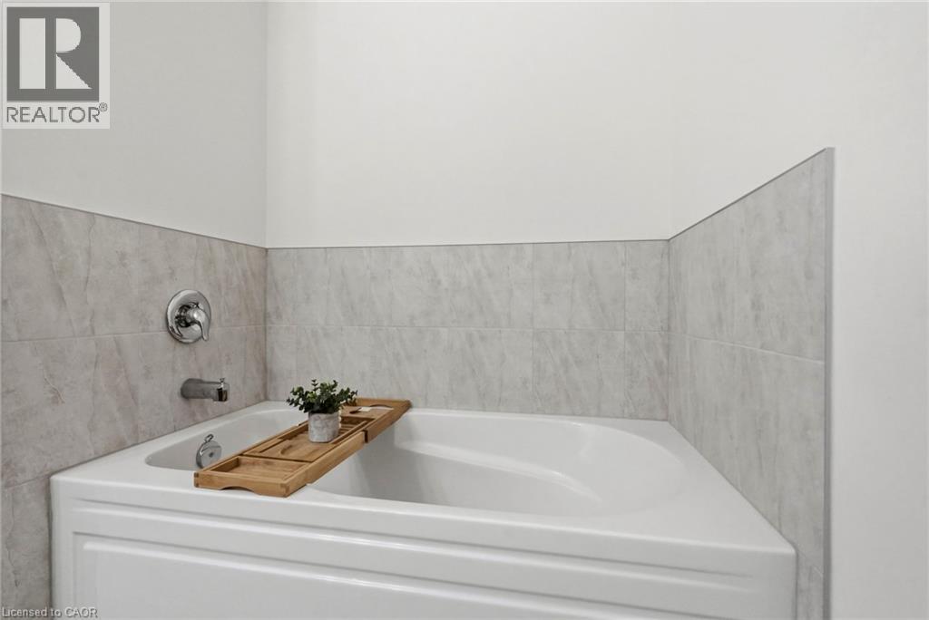 305 Garner Road W Unit# 68, Ancaster, Ontario  L9G 3K9 - Photo 39 - 40858676