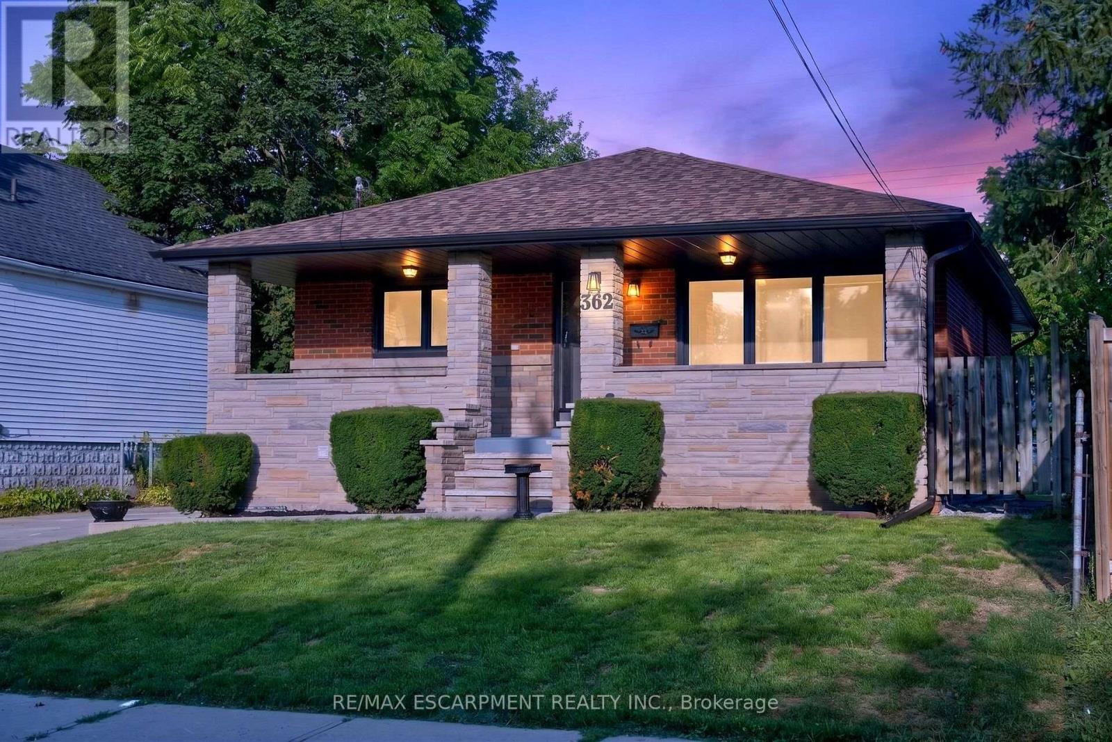 362 Rosseau Road — photo 3