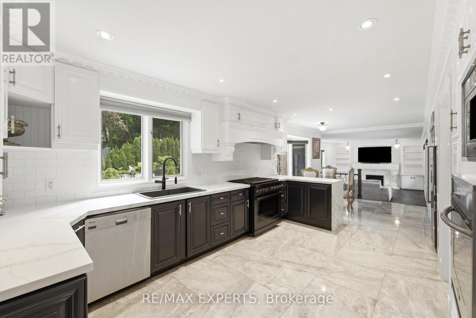 28 Stonegate Drive, Hamilton, Ontario  L9G 3R7 - Photo 11 - X13718472