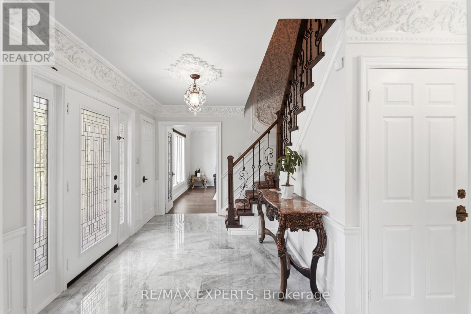 28 Stonegate Drive, Hamilton, Ontario  L9G 3R7 - Photo 6 - X13718472