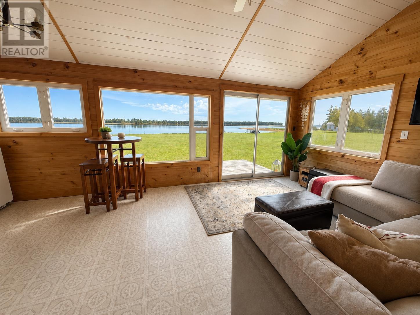 51 First Street, Cascumpec, Prince Edward Island  C0B 1V0 - Photo 10 - 202621679