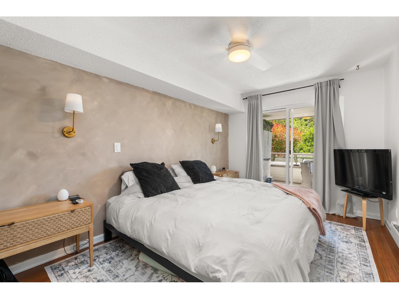111 1341 George Street, White Rock, British Columbia  V4B 4A1 - Photo 8 - R3138177