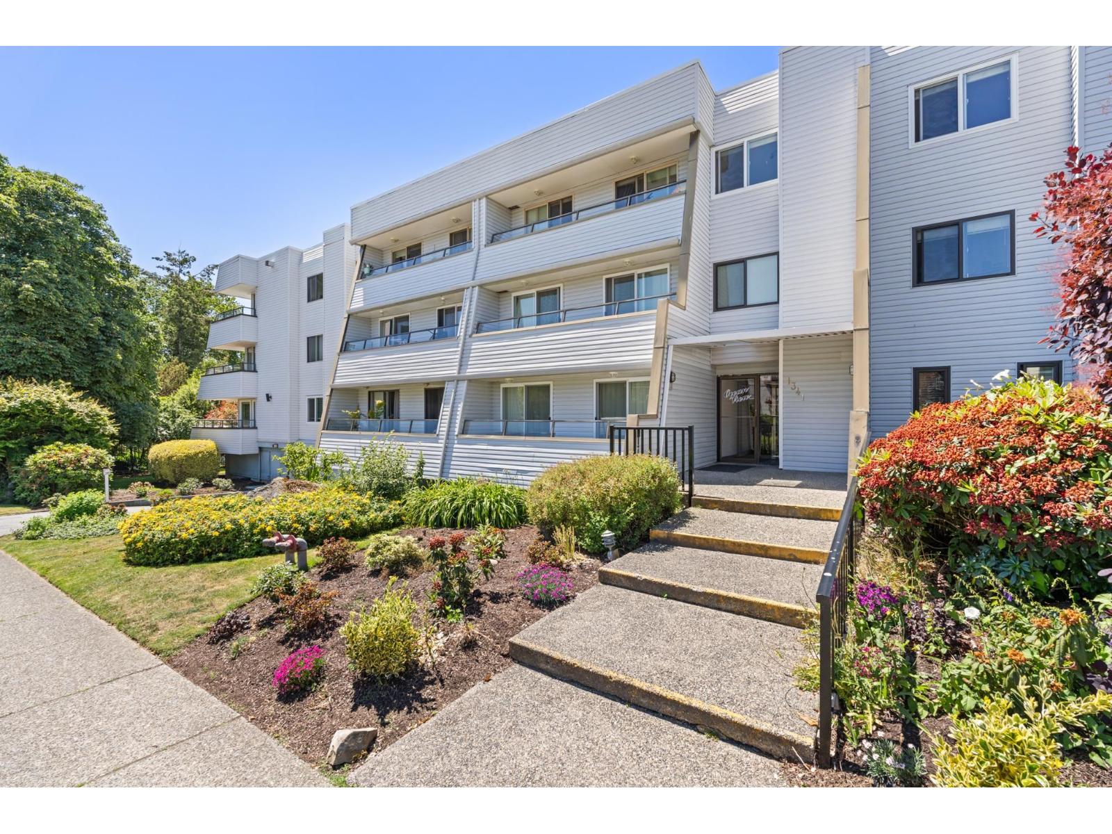 111 1341 George Street, White Rock, British Columbia  V4B 4A1 - Photo 1 - R3138177