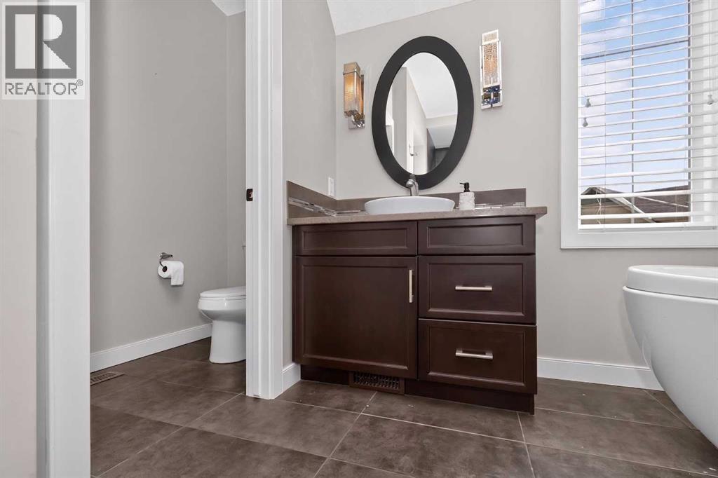 244 Mahogany Bay SE, Calgary, Alberta  T3M 0Y1 - Photo 30 - A2337315